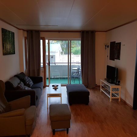 Volda Hostel, Bed And Breakfast As Lauvstad Exterior photo