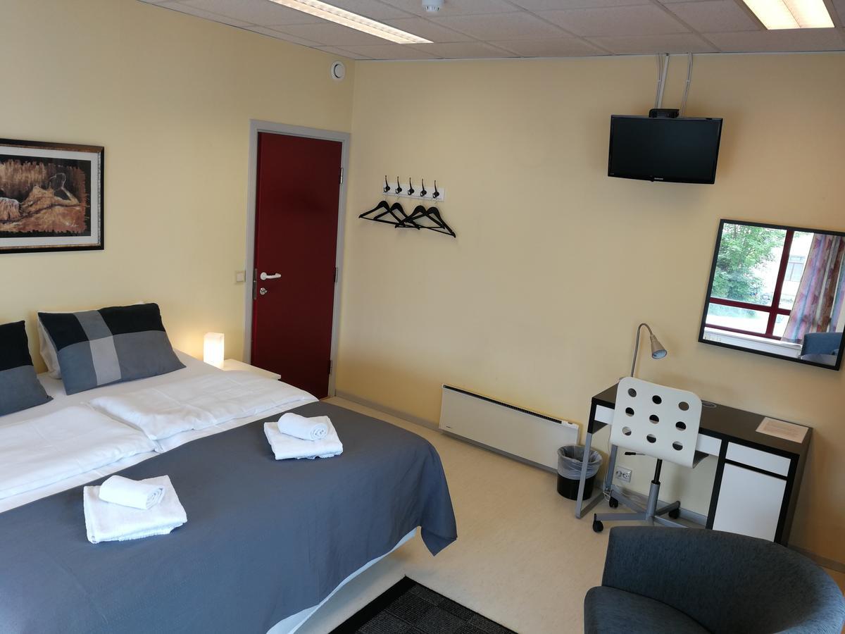 Volda Hostel, Bed And Breakfast As Lauvstad Exterior photo