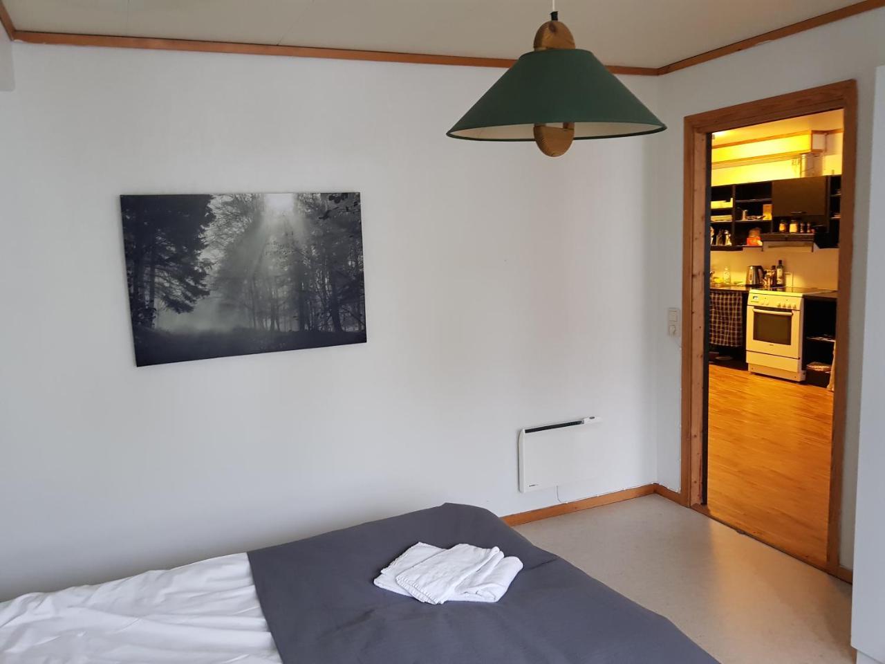 Volda Hostel, Bed And Breakfast As Lauvstad Exterior photo